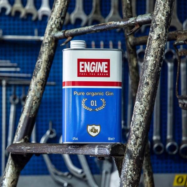 Engine Gin Italiano en Lata 700ml